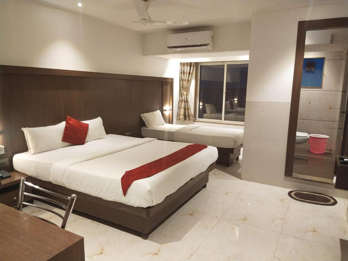 Hotel Monarch Express Near Karnala Sports Academy Panvel,Navi Mumbai Kültér fotó