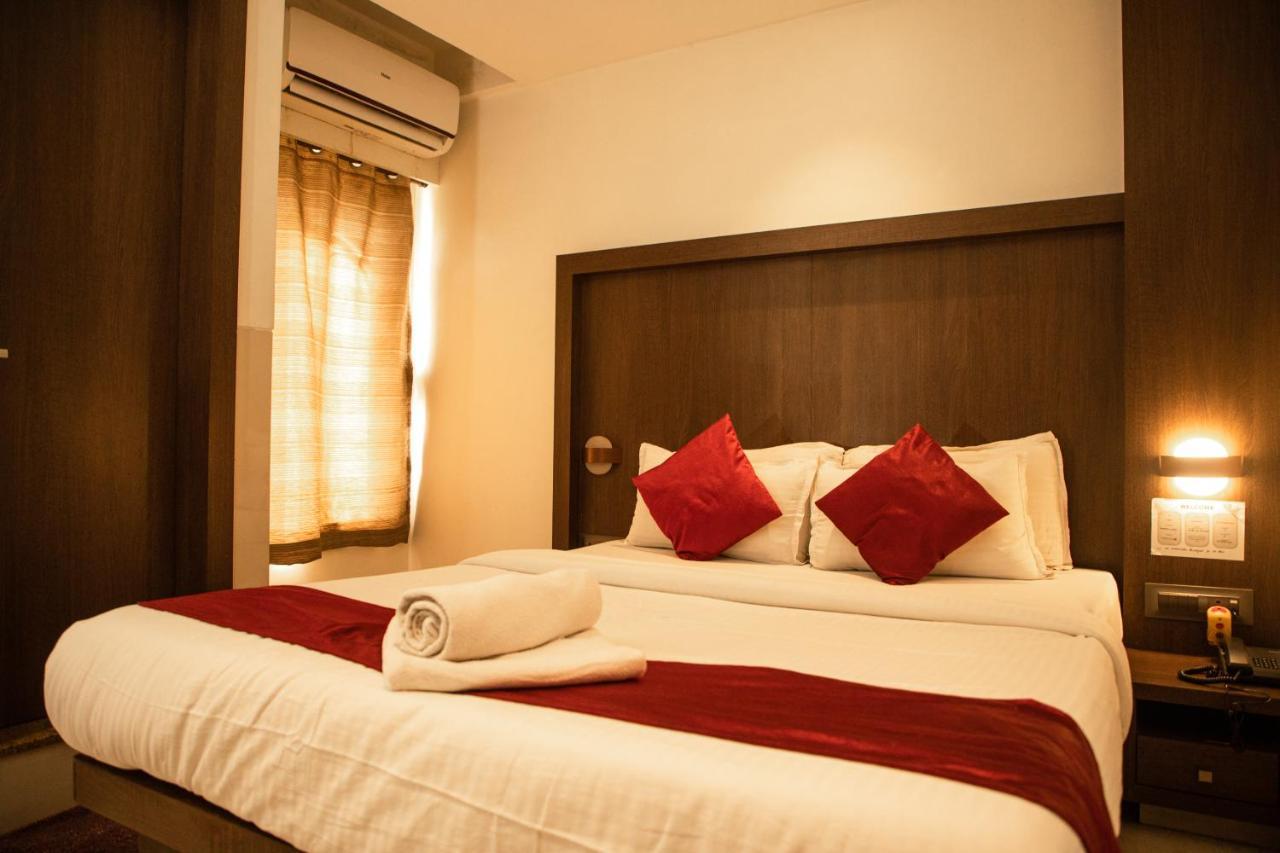 Hotel Monarch Express Near Karnala Sports Academy Panvel,Navi Mumbai Kültér fotó