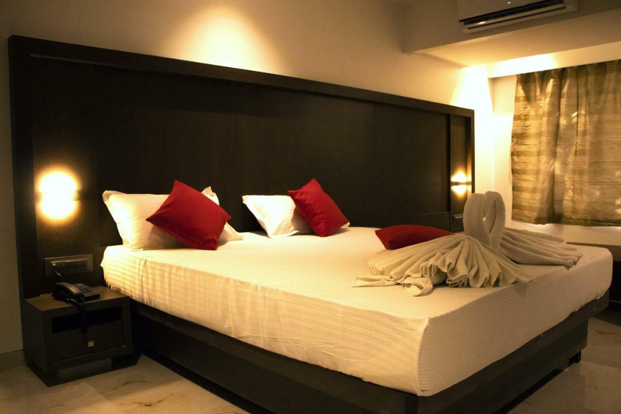 Hotel Monarch Express Near Karnala Sports Academy Panvel,Navi Mumbai Kültér fotó