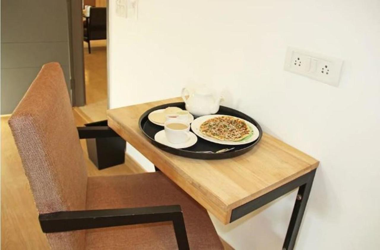 Hotel Monarch Express Near Karnala Sports Academy Panvel,Navi Mumbai Kültér fotó